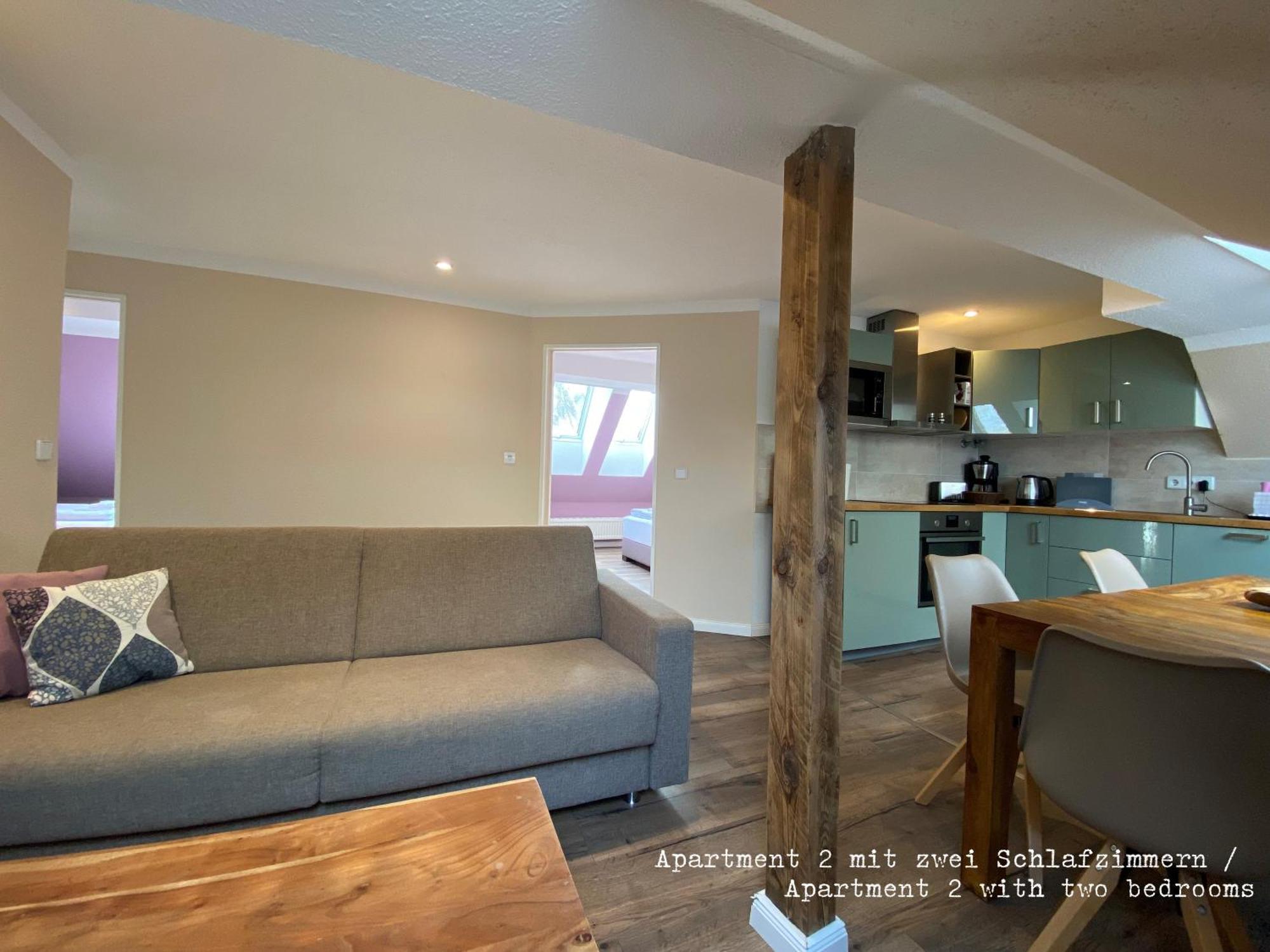 Herberg Amaroo - “charlottenhof” 2*